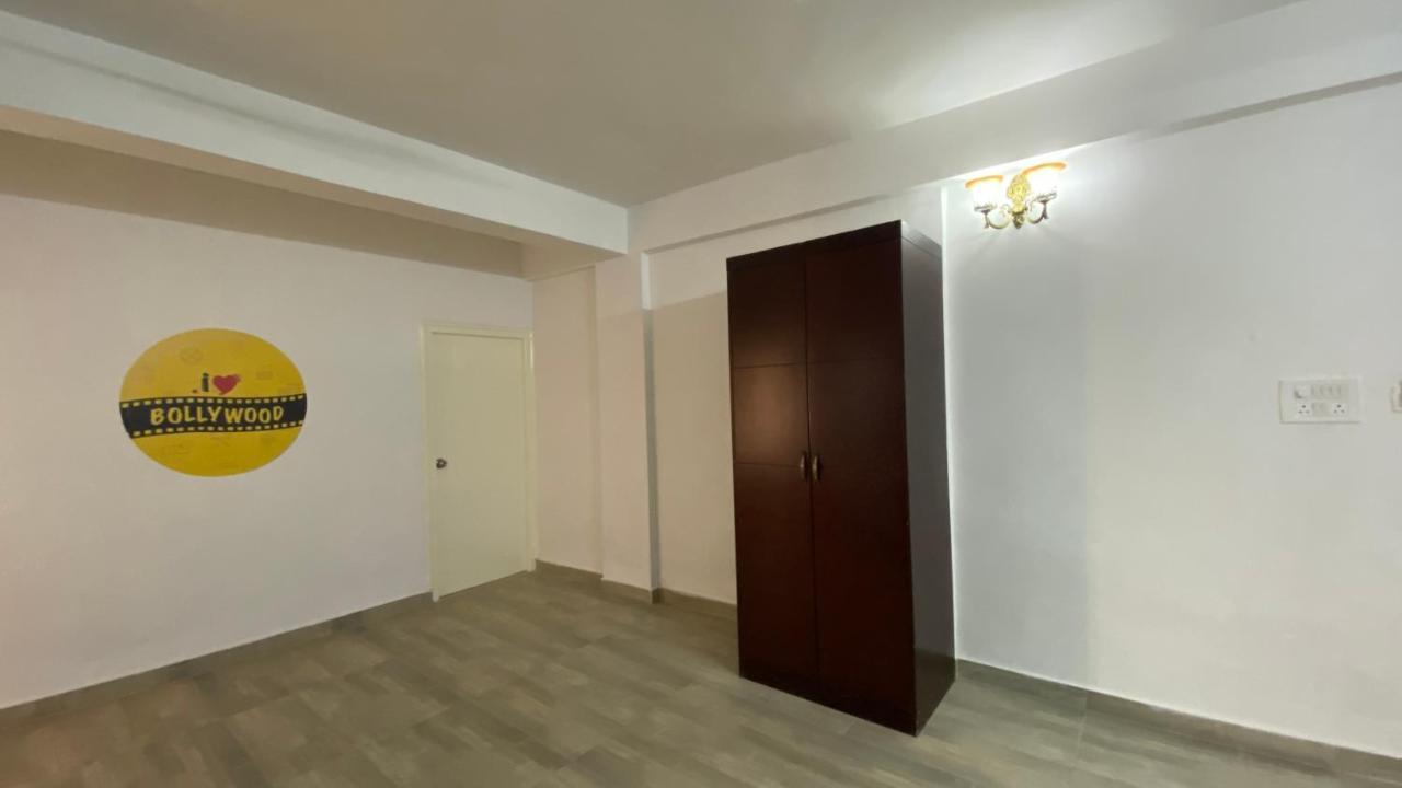 C Suites - Royal Homes II Short & Long Stays Bangalore Exterior foto